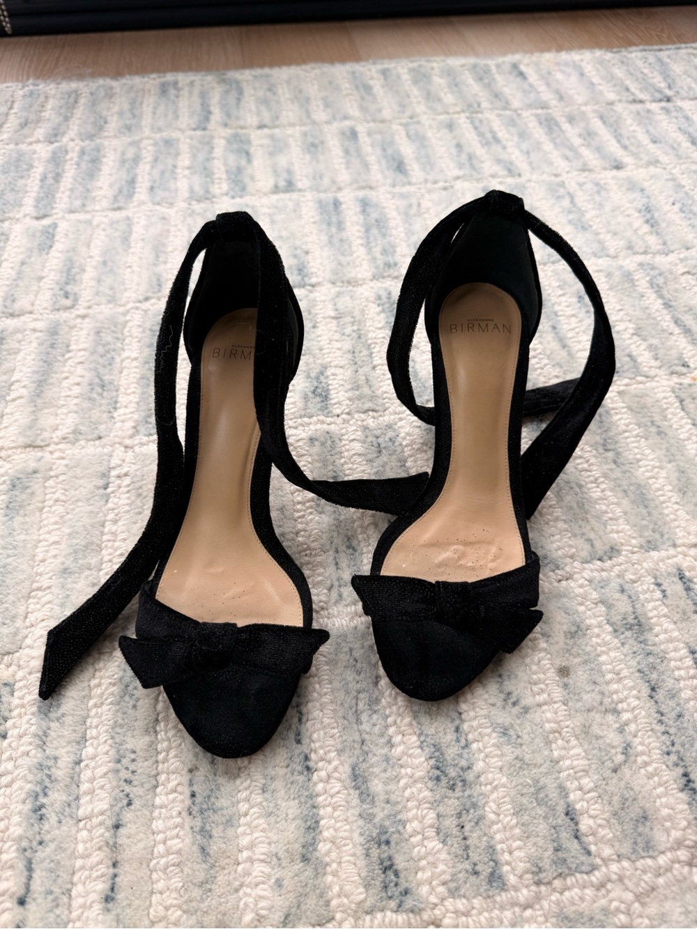 Clarita 75 Black